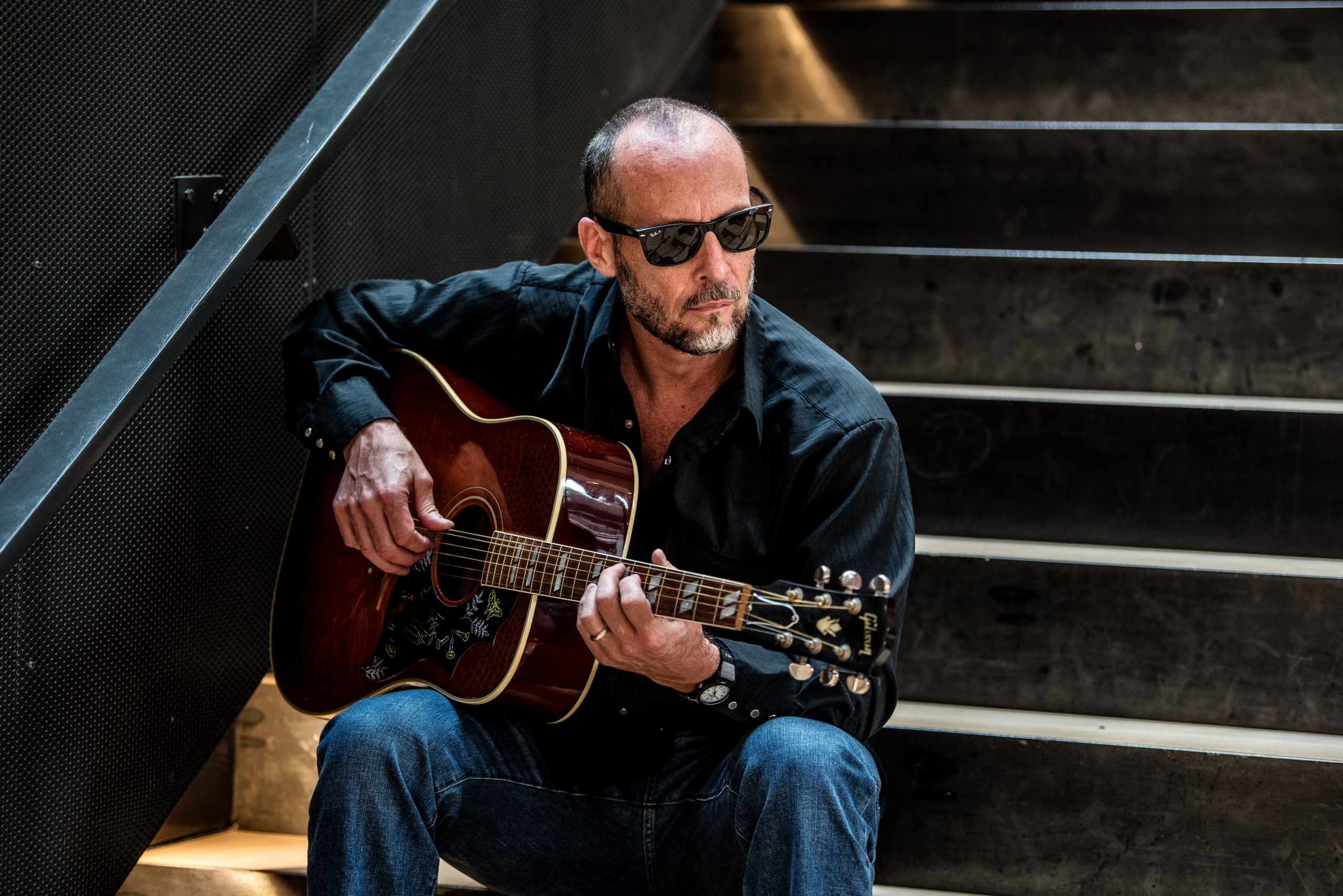 Paul Thorn to Showcase AcousticHeavy "Never Too Late to Call" in the