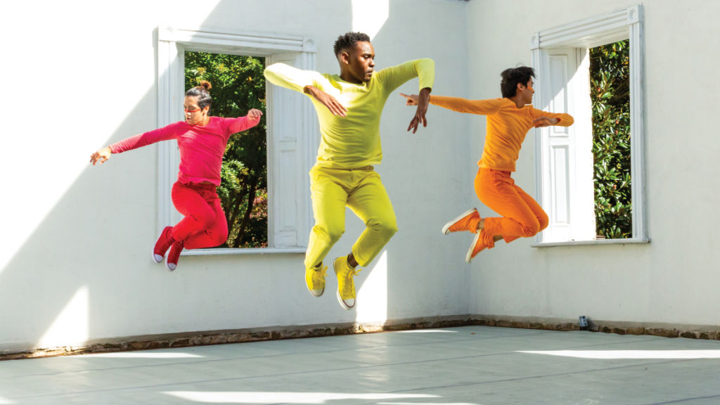 Andile Ndlovu and two other dancers.