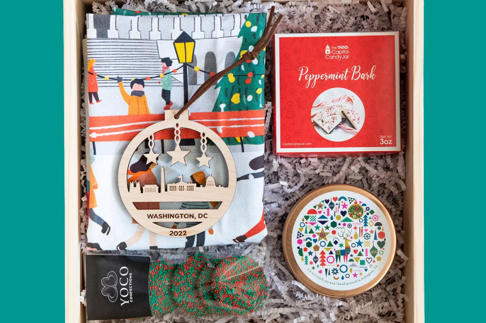 DIY Gift Idea: Holiday Embroidery Sampler