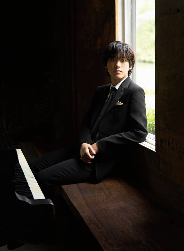 Yunchan Lim, piano – Hayes Piano Series